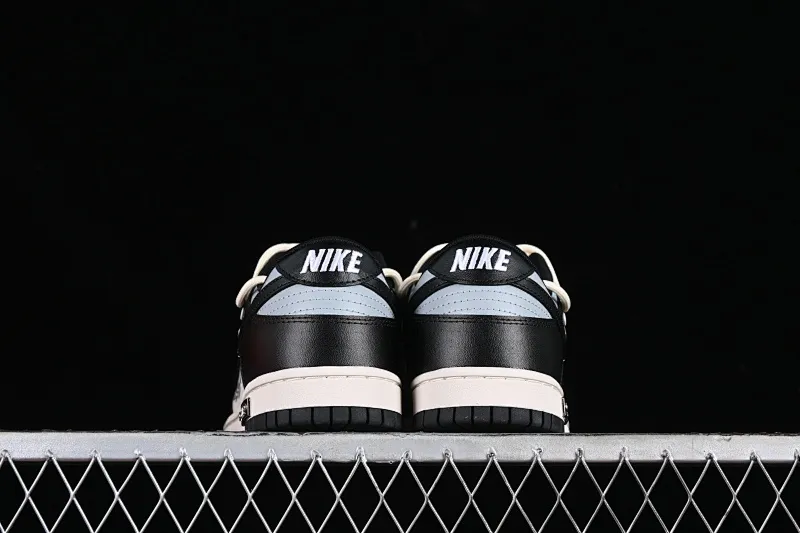 All Categories Nk SB Dunk Series Nk SB Dunk Low Low-top sneakers Nk Dunk Low Fast and Furious Distressed Oxidation Metal Punk SB strap low-top casual sneakers DD1391-100
